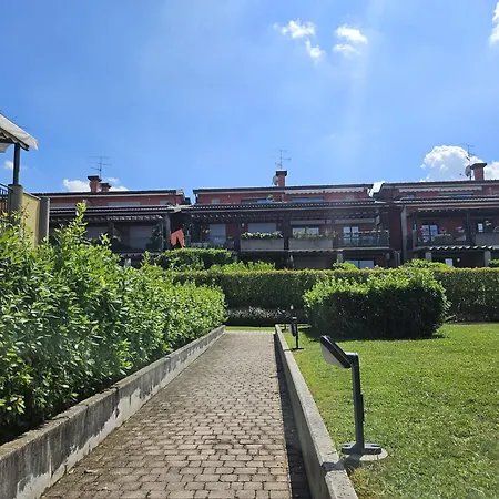Opale Oasis - With 5 Swimming Pools - By Tourquoisevea Appartamento Desenzano del Garda